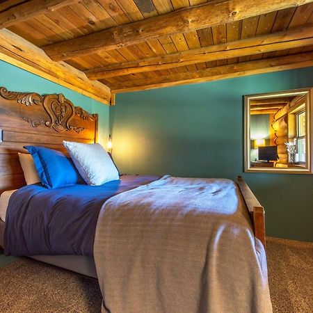 Rowland Log Cabin Home Lyle Exterior foto