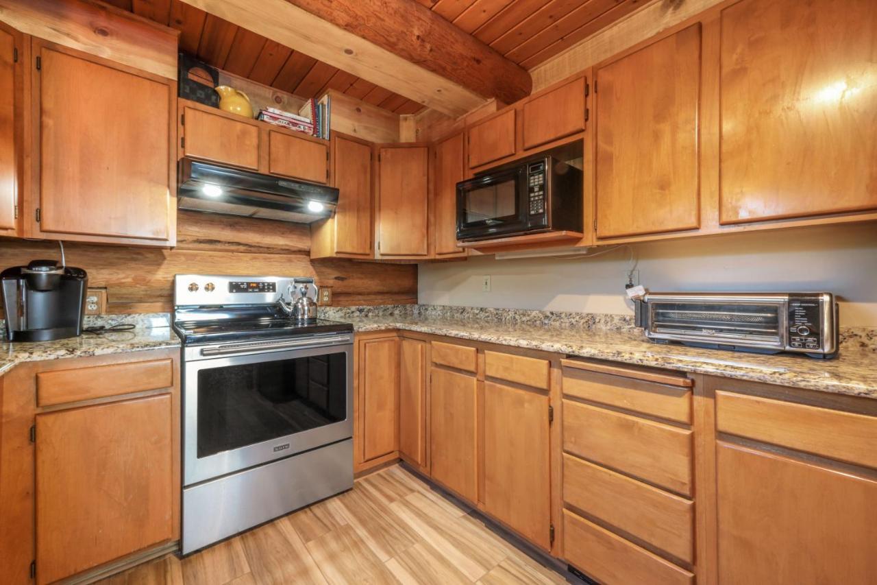 Rowland Log Cabin Home Lyle Exterior foto
