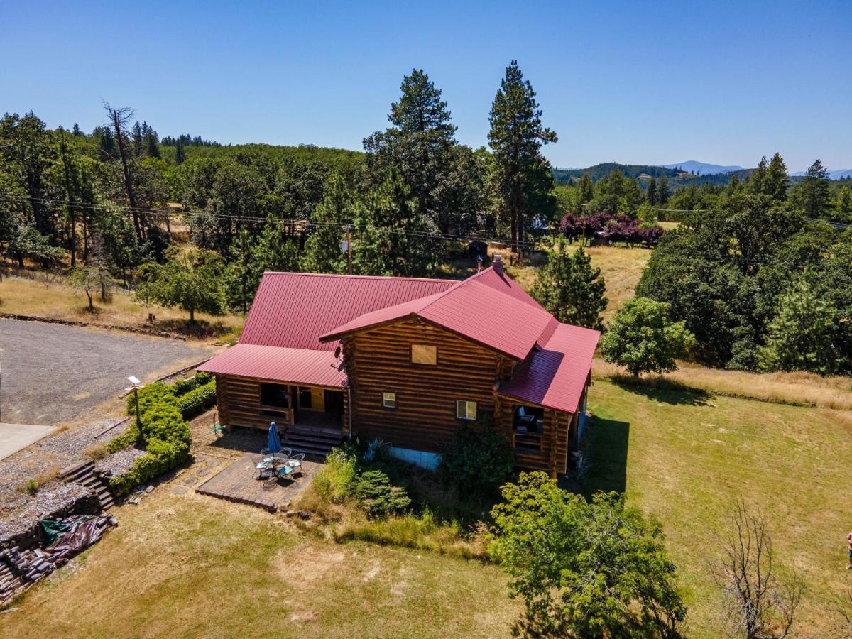 Rowland Log Cabin Home Lyle Exterior foto