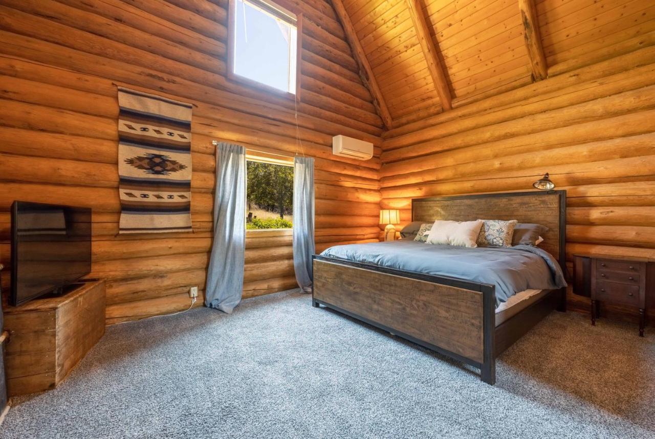Rowland Log Cabin Home Lyle Exterior foto