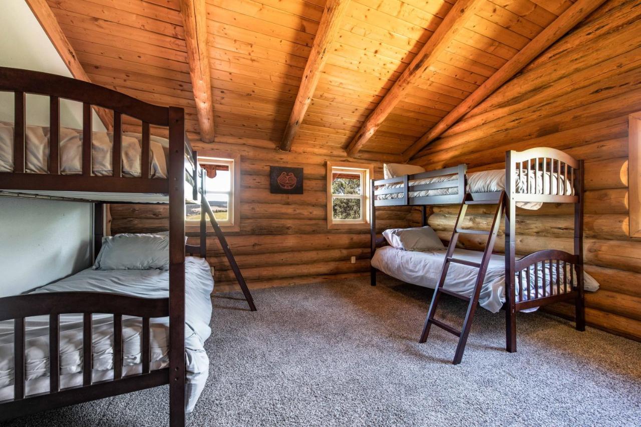 Rowland Log Cabin Home Lyle Exterior foto